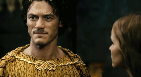 Люк Эванс — Зевс в Бессмертных