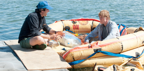 Джей Си Чандор и Роберт Редфорд на съемках фильма «Все потеряно»