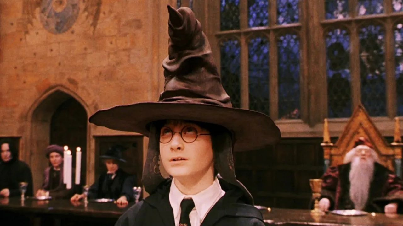 Гарри Поттер и Распределяющая шляпа