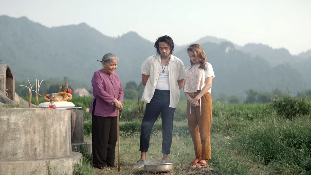 Аманда, Шин и его бабушка в туристическом путеводителе по любви
