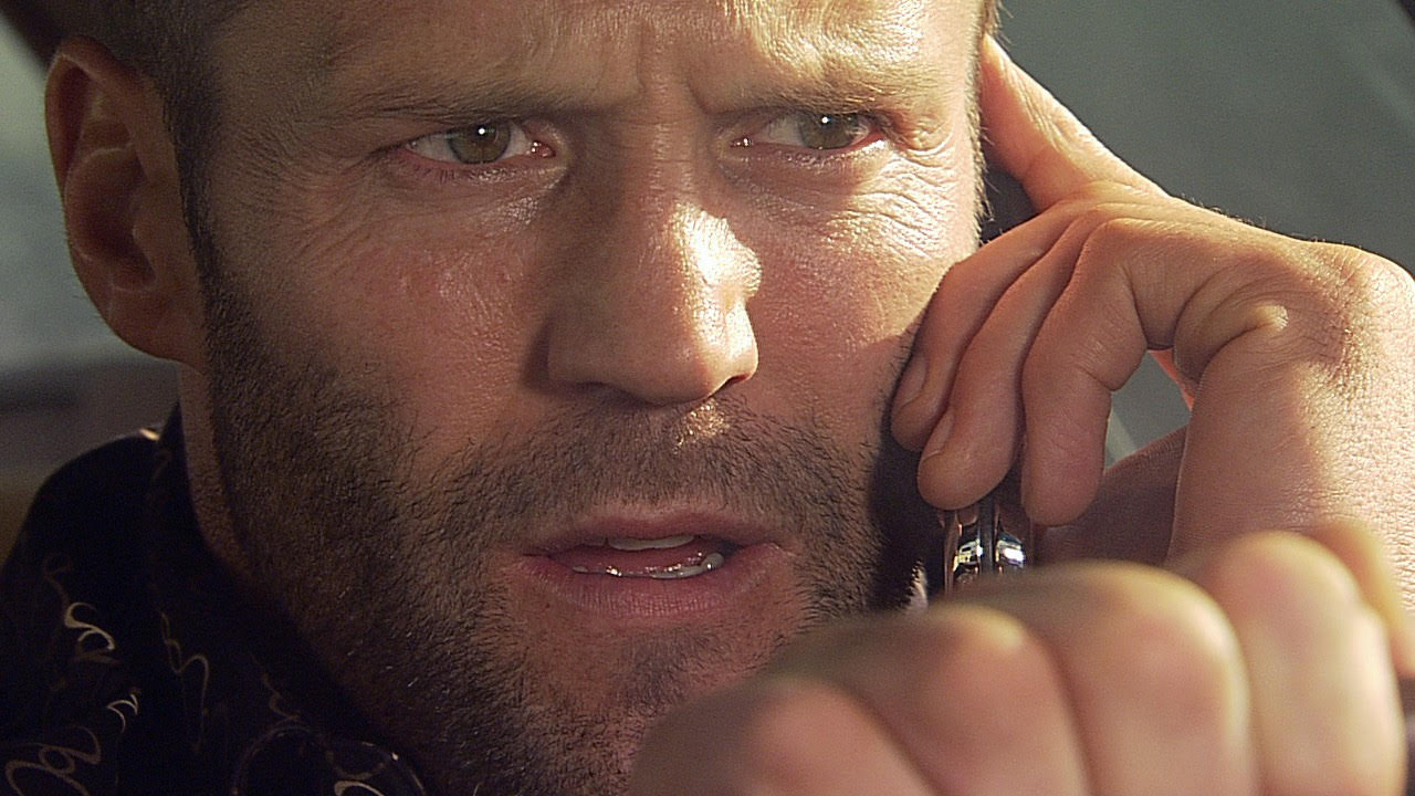 Jason Statham au téléphone dans Crank