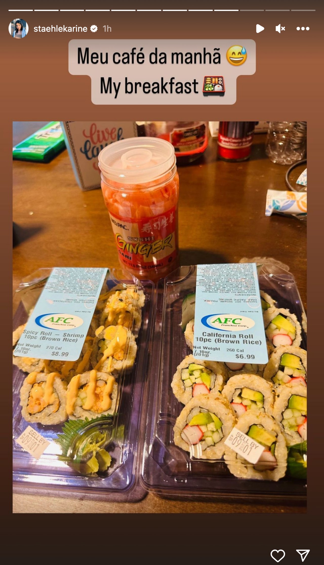 Karine postet Fotos von Sushi