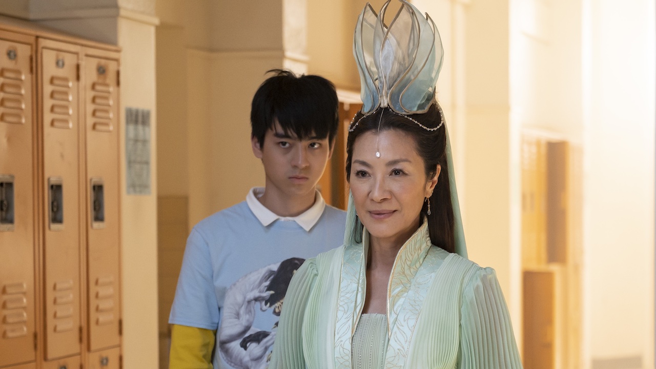 Michelle Yeoh, Jim Liu dans American Born Chinese