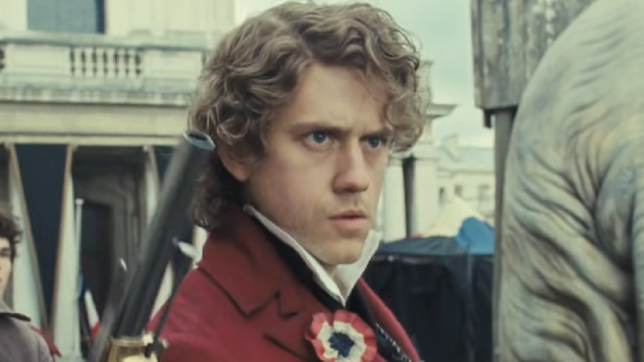Aaron Tveit dans Les Misérables.