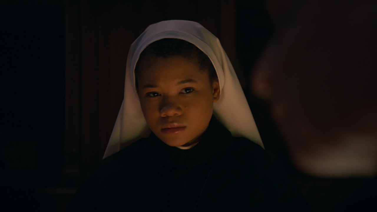 STORM REID dans le rôle de Sister Debra dans The Nun 2