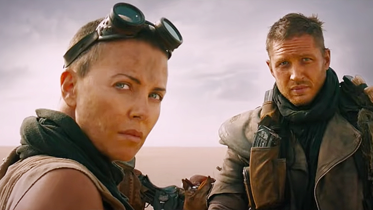 Charlize Theron et Tom Hardy dans Fury Road