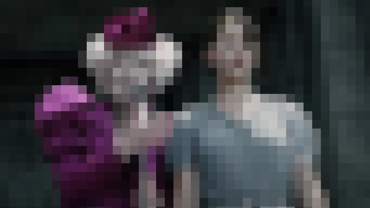 Элизабет Бэнкс изображает плачущую Дженнифер Лоуренс в «Голодных играх» в пиксельной форме.