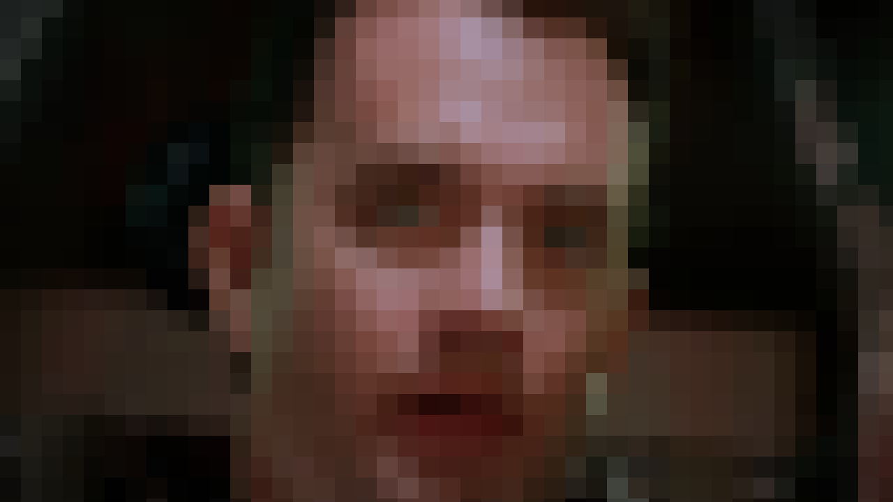 Том Хэнкс с озабоченным видом в «Аполлоне-13», пиксельный.