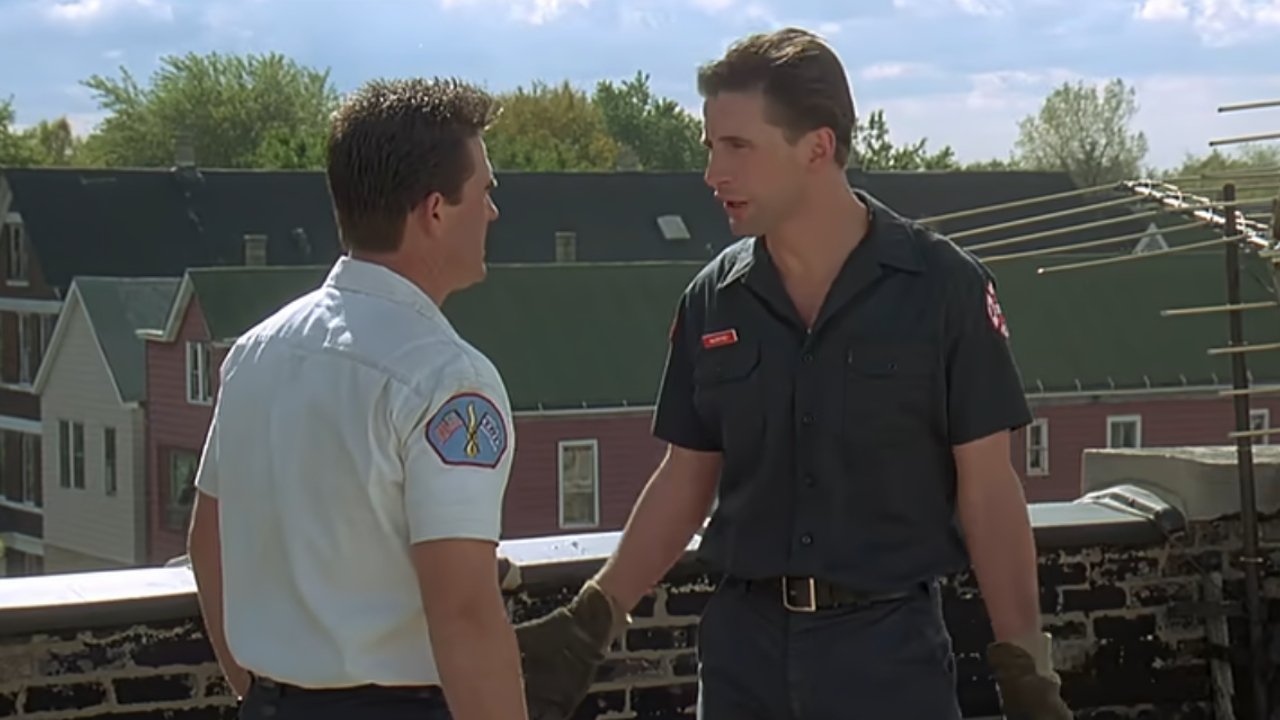 Kurt Russell and William Baldwin in Backdraft
