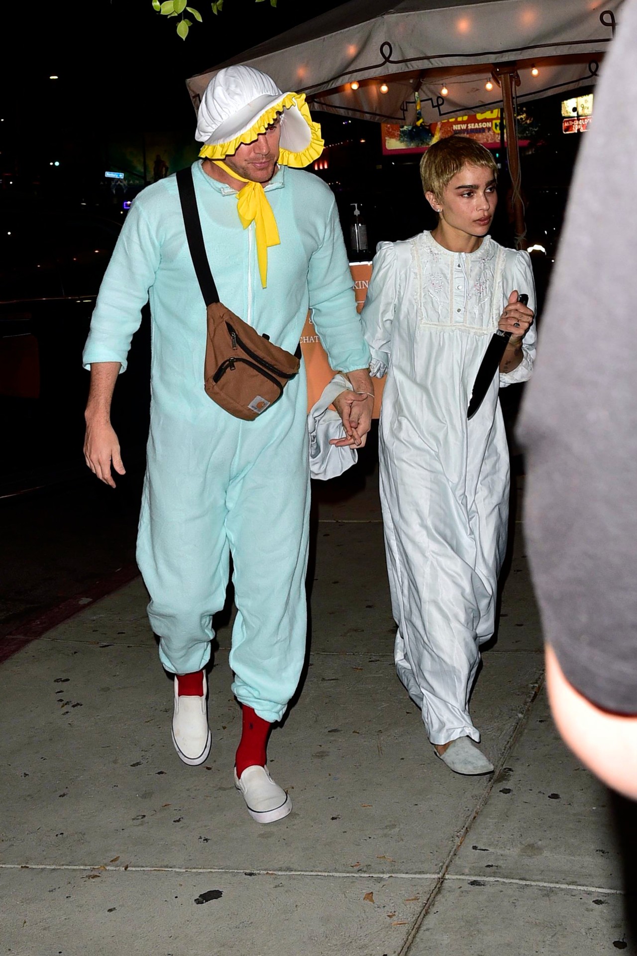 Channing Tatum und Zoë Kravitz sind bei der Ankunft auf Kendall Jenners Halloween-Party am 28. Oktober 2023 in Los Angeles, Kalifornien, zu sehen.
