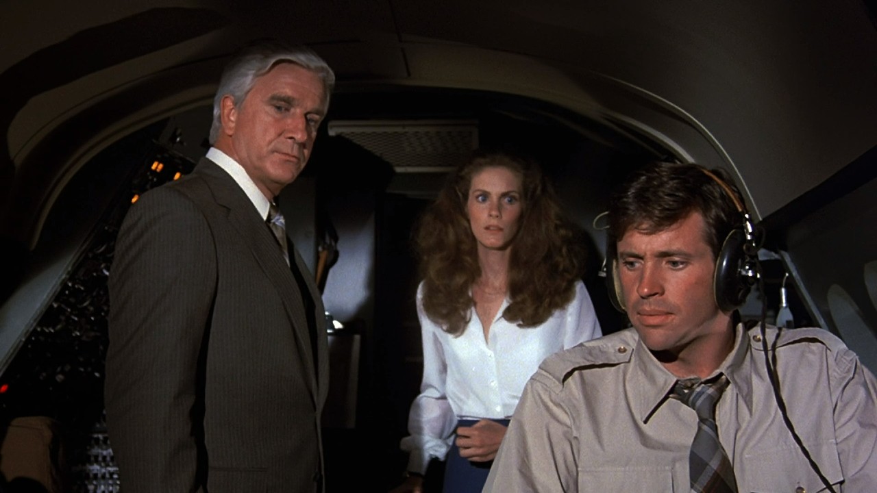 Leslie Nielsen, Julie Hagerty und Robert Hays in Airplane!