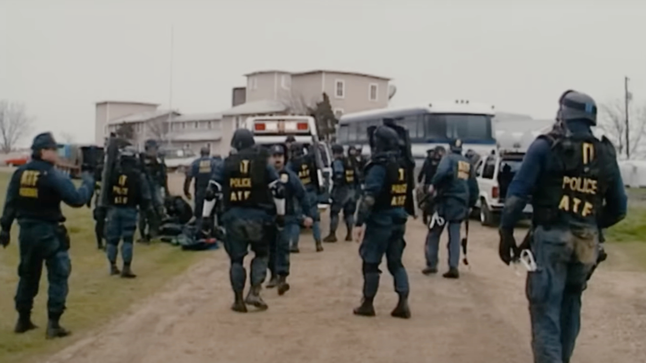 ATF Agents at the Branch Davidian compound in Waco: American Apocalypse