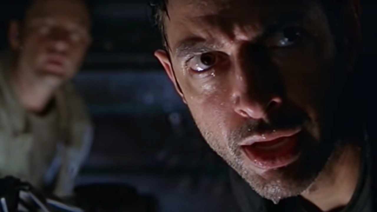 Vince Vaughn et Jeff Goldblum ont l'air effrayés dans un camping-car dans Le Monde Perdu : Jurassic Park.