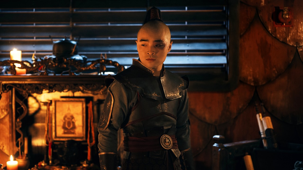 Dallas Liu dans le rôle de Zuko dans Avatar : le dernier maître de l'air.