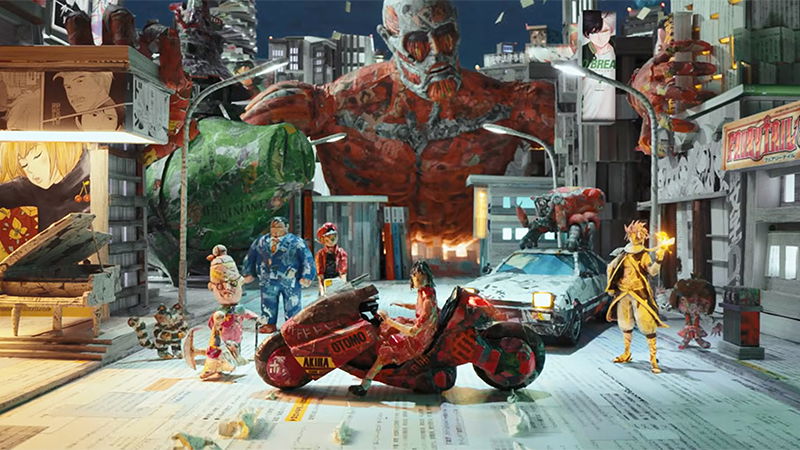 Короткие шорты из бумаги с легкими отверстиями