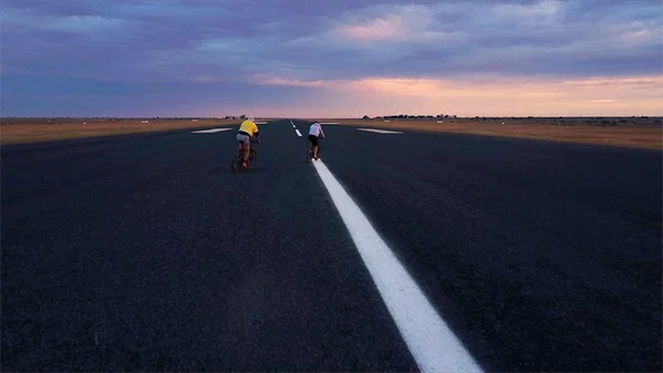 Le court doc de la grande attente