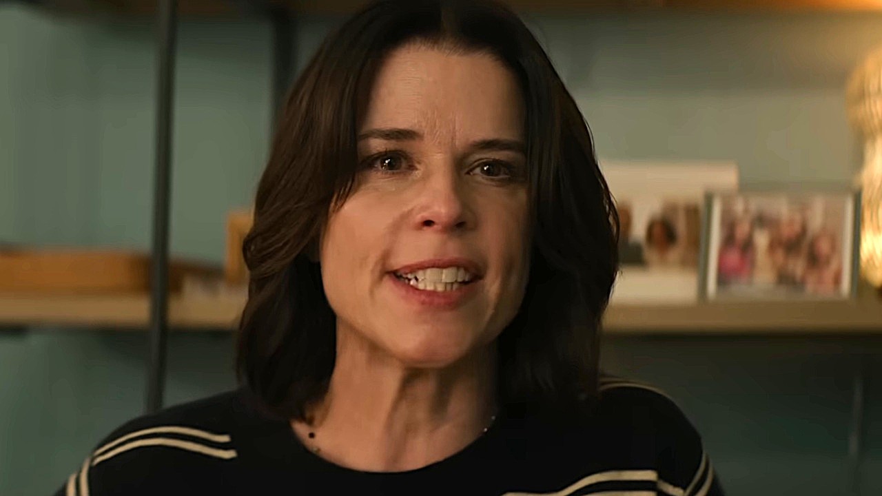 Neve Campbell dans le rôle de Sidney Prescott est présenté dans la bande-annonce de Scream 7.
