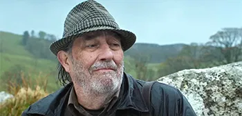 Трейлер «Три урны»