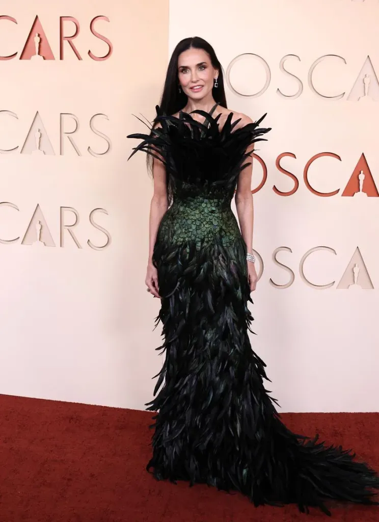 Demi Moore porte du Gucci personnalisé. Source : Getty