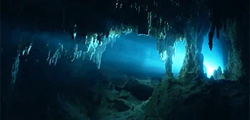 Bande-annonce du documentaire Underland