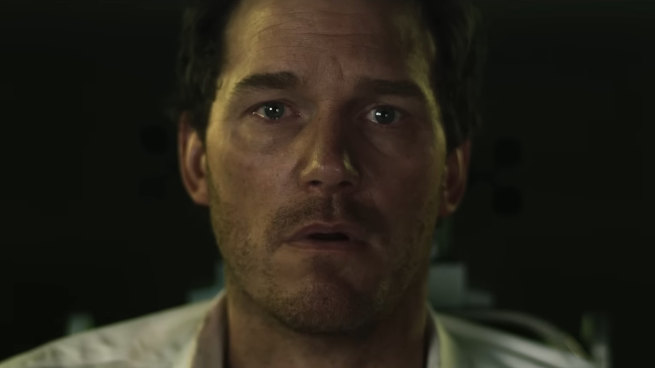 Chris Pratt dans le rôle de Chris Raven dans Mercy.