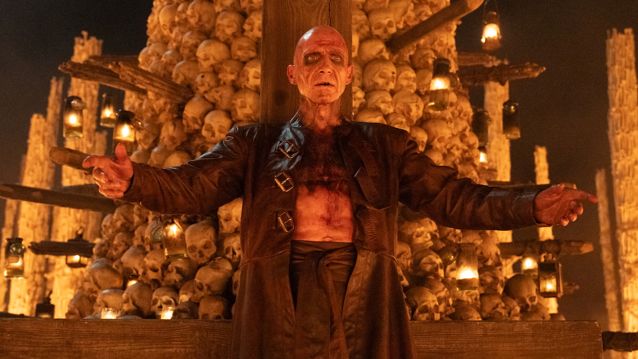 Dr. Kelson im Gothic-Make-up als Satan/Old Nick in 28 Years Later: The Bone Temple