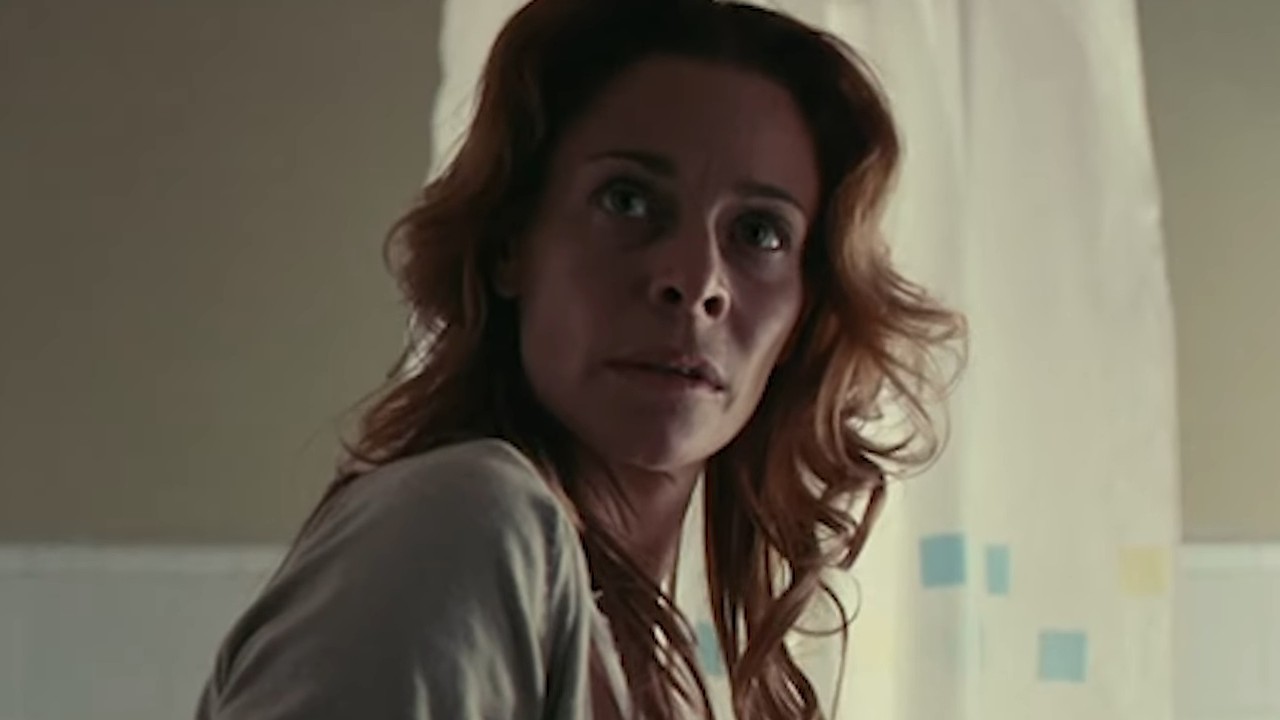 Belen Rueda avec une expression effrayée dans The Orphanage