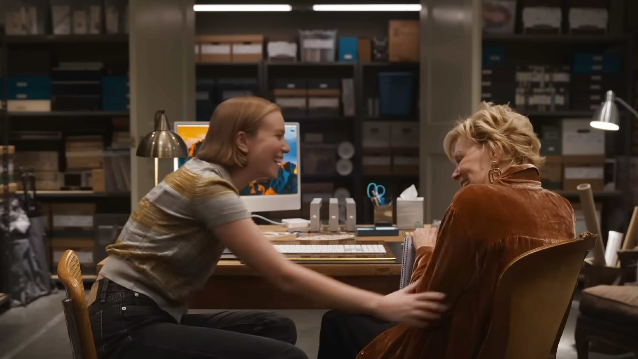 Jean Smart et Hannah Einbinder dans Hacks