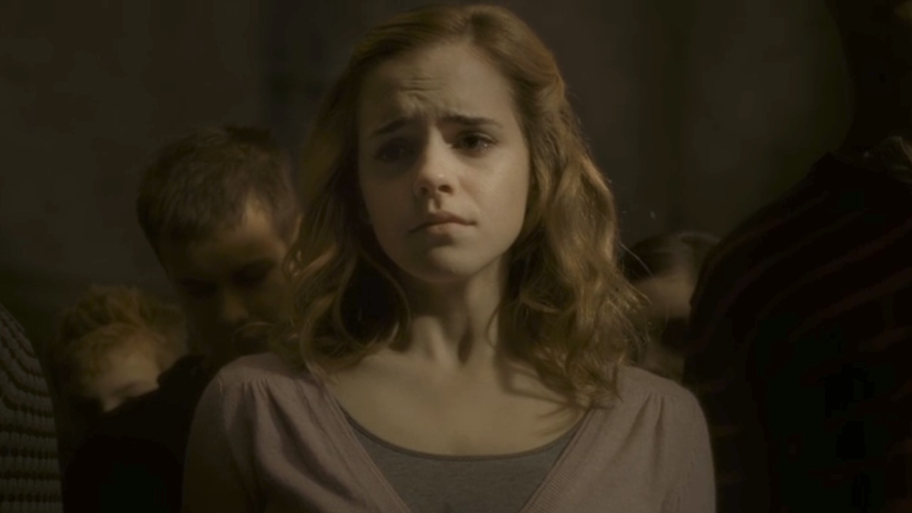 Hermione a l'air triste dans Harry Potter et le Prince de Sang-Mêlé
