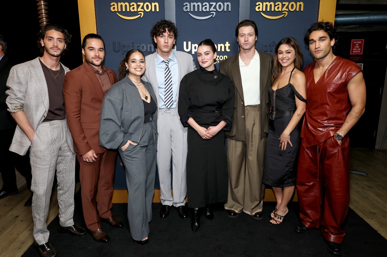 (LR) Antonio Cipriano, Jalen Thomas Brooks, Louisa Levy, Belmont Cameli, Ella Bright, Stephen Kalyn, Mika Abdalla und Josh Heuston nehmen am Amazon Upfront am 11. Mai 2026 in New York City teil.
